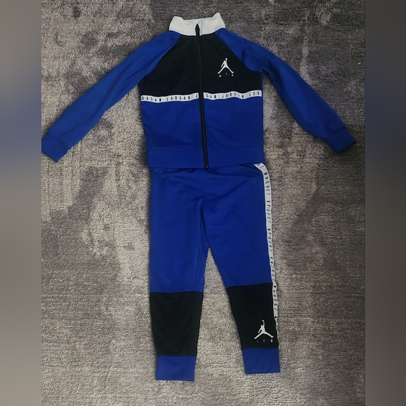 boys Jordan suite - Picture 1 of 3